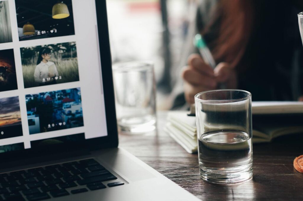 MacBook en iPad van Yorcom - krachtige Apple apparaten voor professioneel creatief werk en productiviteit